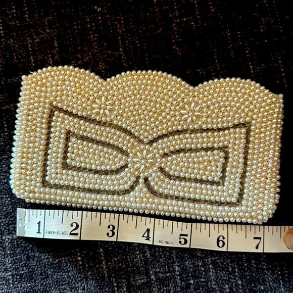 None and/or Unknown Handbags - Vintage Beaded Evening Bag Handmade in Japan. Zipper Purse/Clutch Cream
